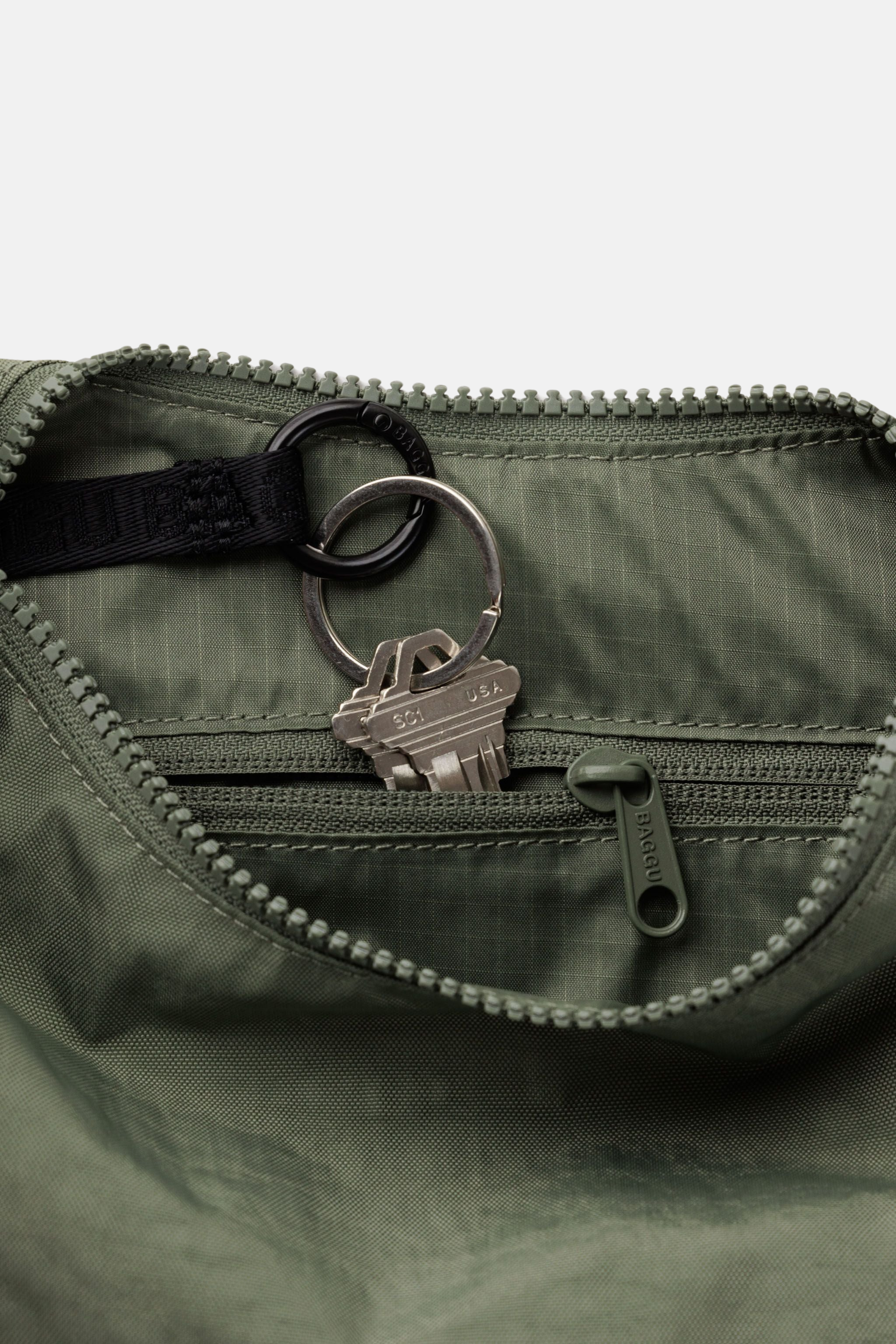 Baggu Small Nylon Crescent Bag Caper