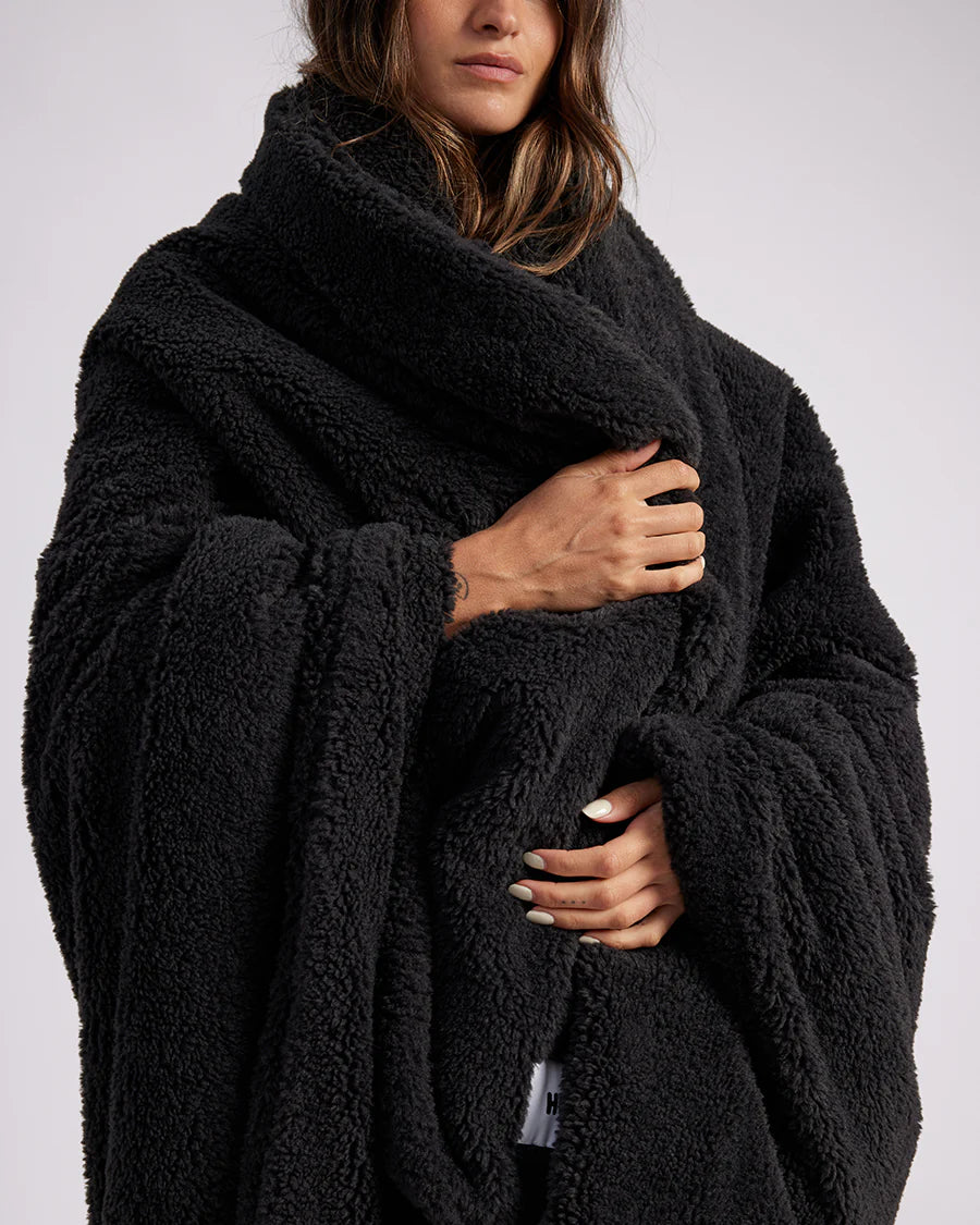 FAUX FUR THROW BLANKET | BLACK