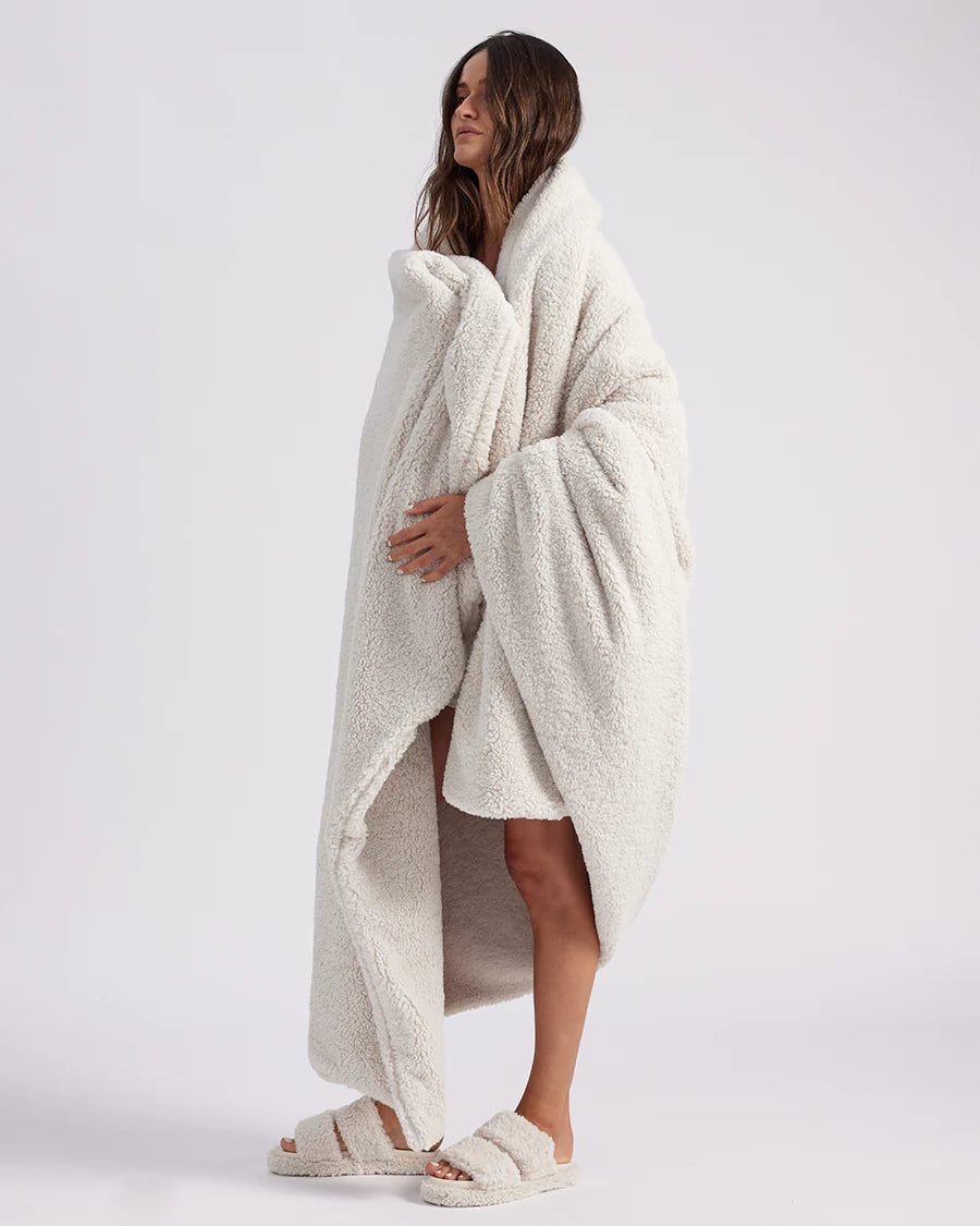 FAUX FUR THROW BLANKET | MARSHMALLOW
