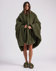 FAUX FUR THROW BLANKET | OLIVE