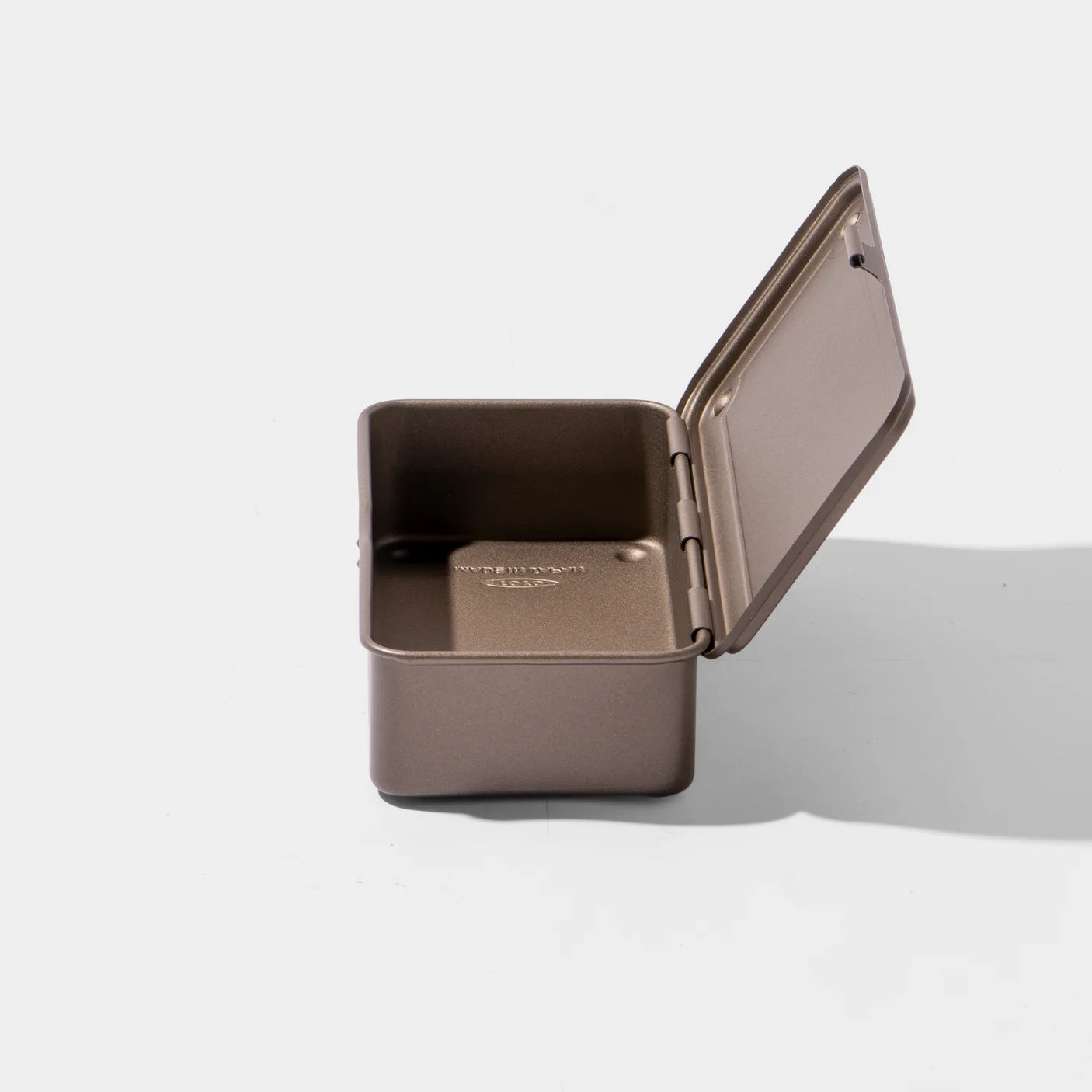 TOYO TRUNK SHAPE TOOLBOX | T-320 | TITANIUM