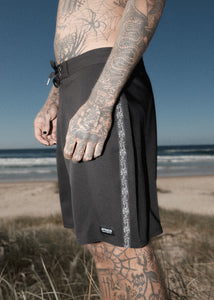 BOUND SURF BOARDSHORTS | BLACK