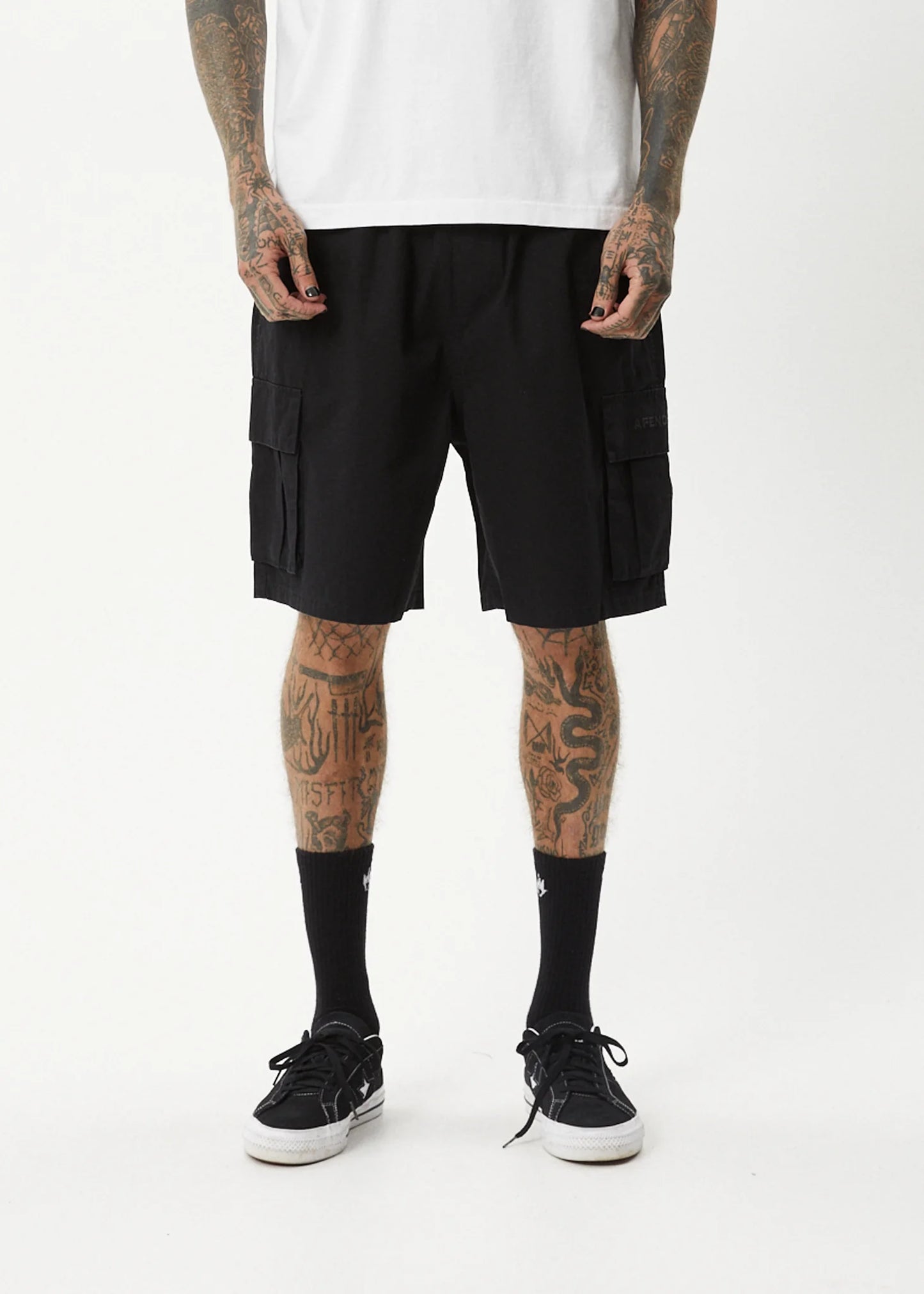 NINETY EIGHTS CARGO SHORT