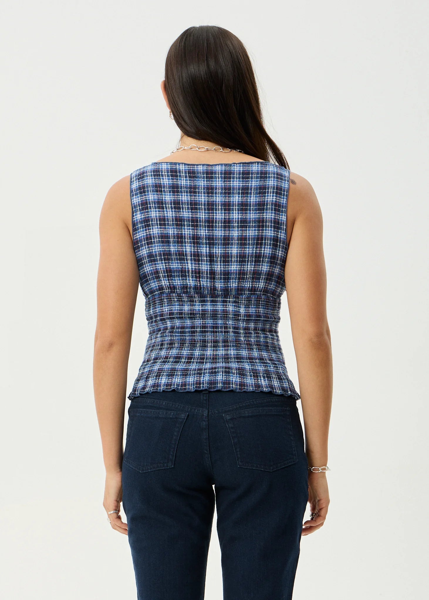 MOUTAINS | SEERSUCKER SLEEVELESS TOP - NAVY RED CHECK