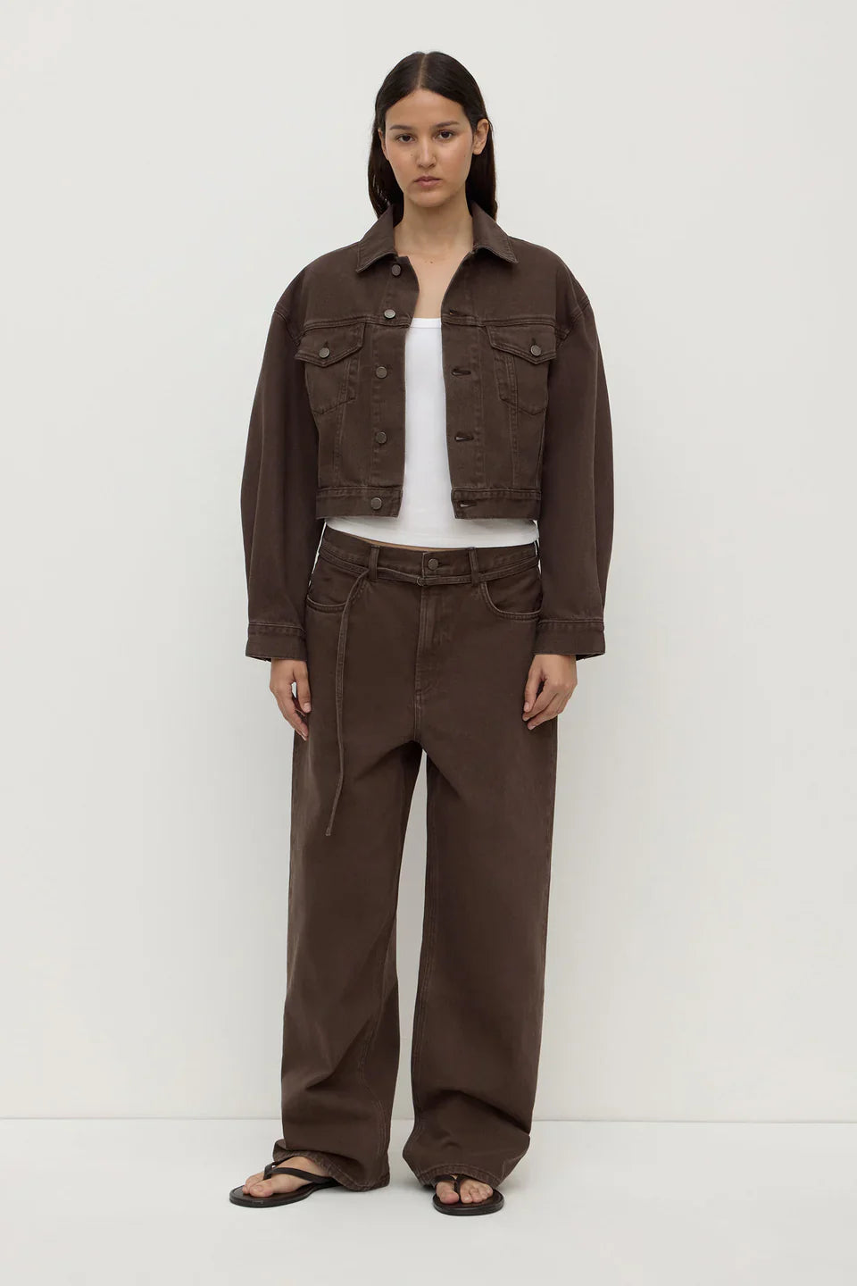 WOMENS CROPPED DENIM JACKET | DARK GANACHE
