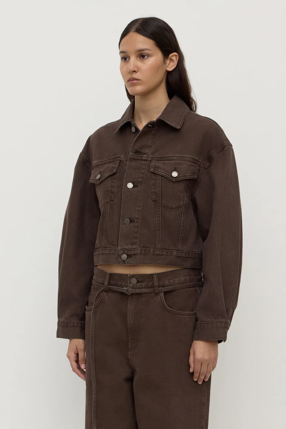 WOMENS CROPPED DENIM JACKET | DARK GANACHE