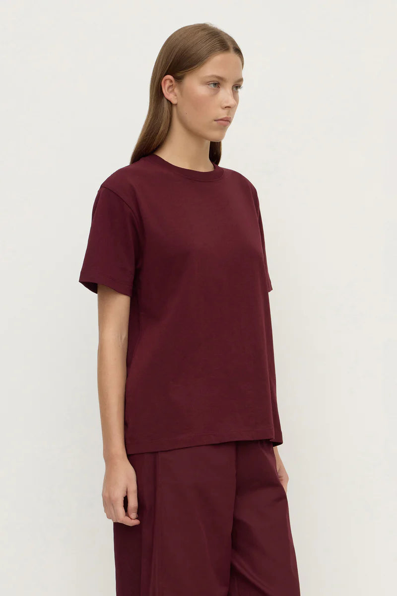 WOMENS ORGANIC BASE TEE | MERLOT