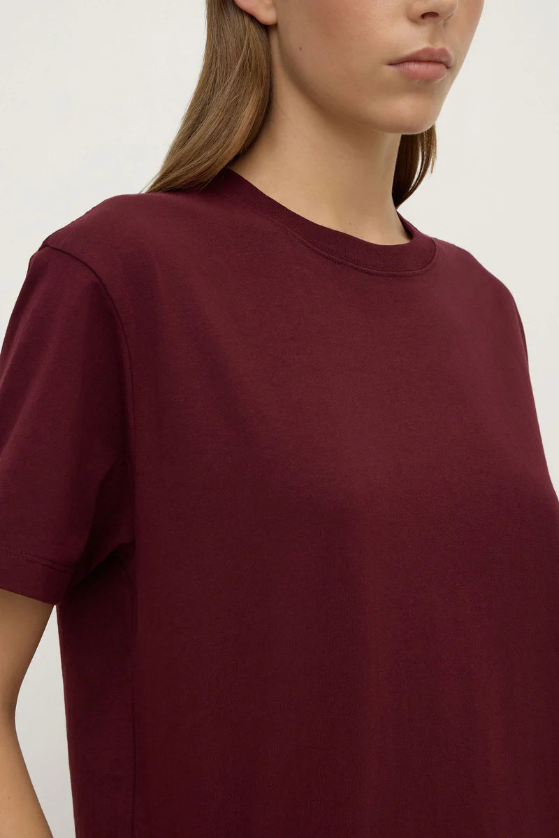 WOMENS ORGANIC BASE TEE | MERLOT