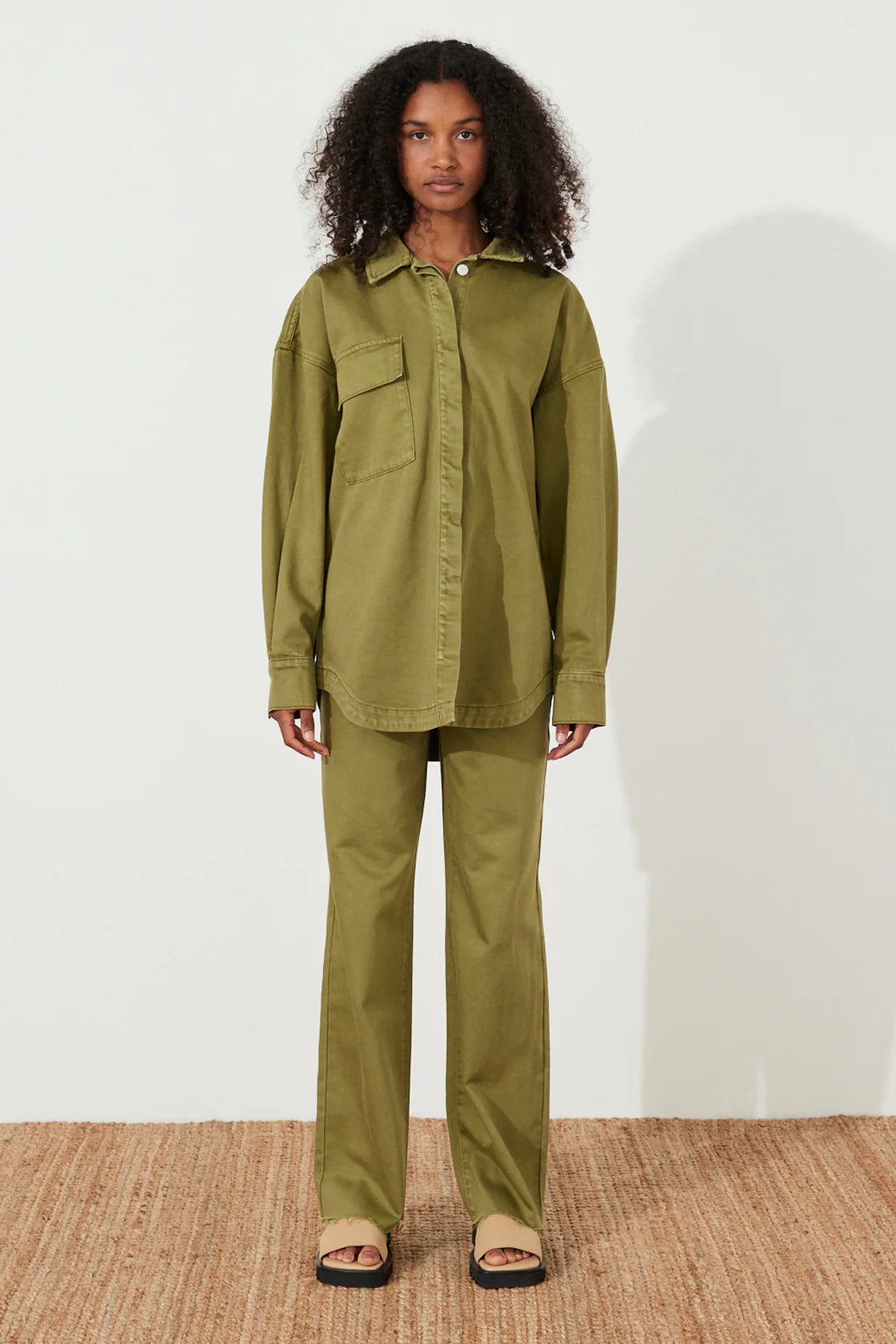 RECYCLED COTTON STRAIGHT LEG JEAN | KHAKI