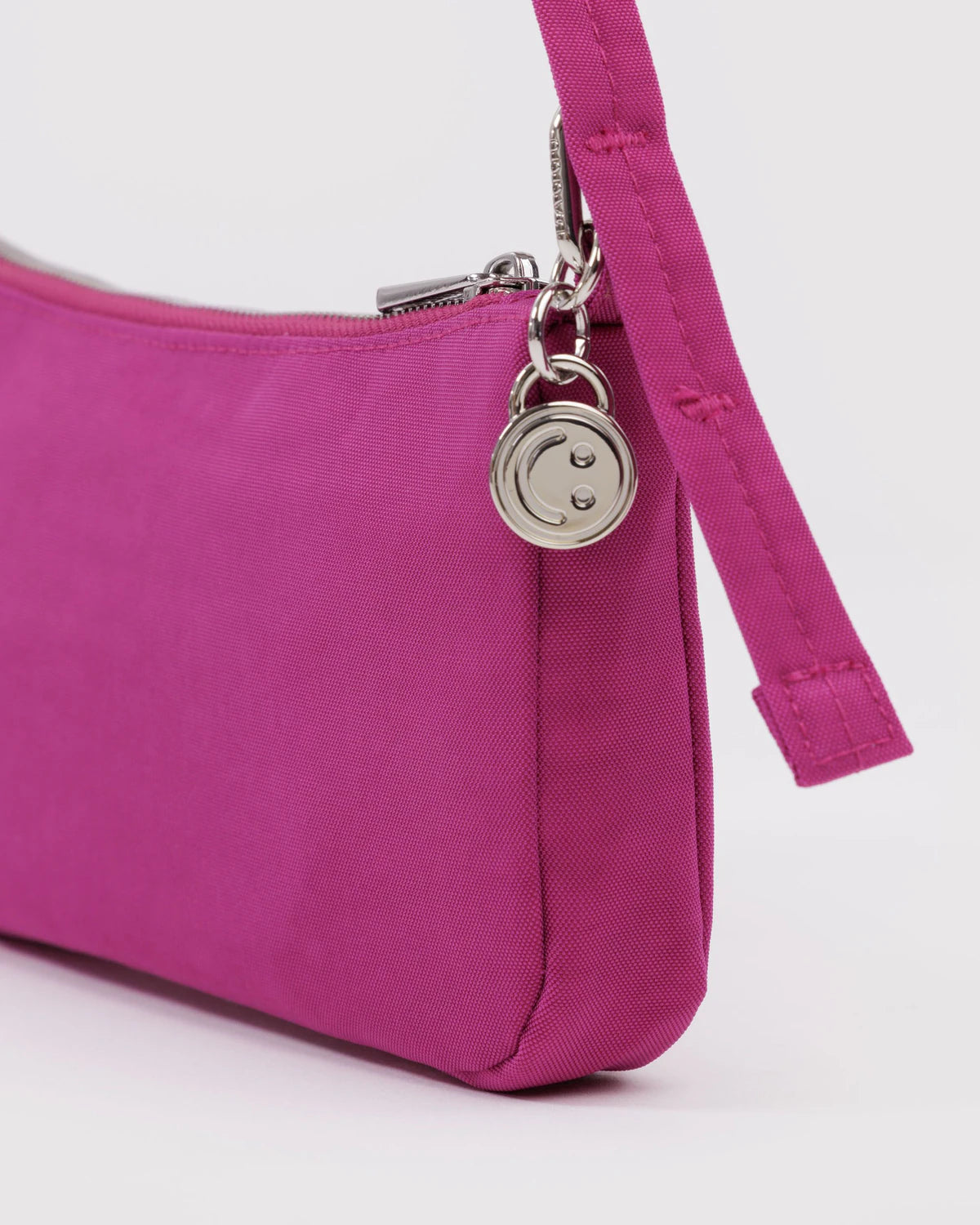 NYLON POCHETTE | DEEP FUCHSIA