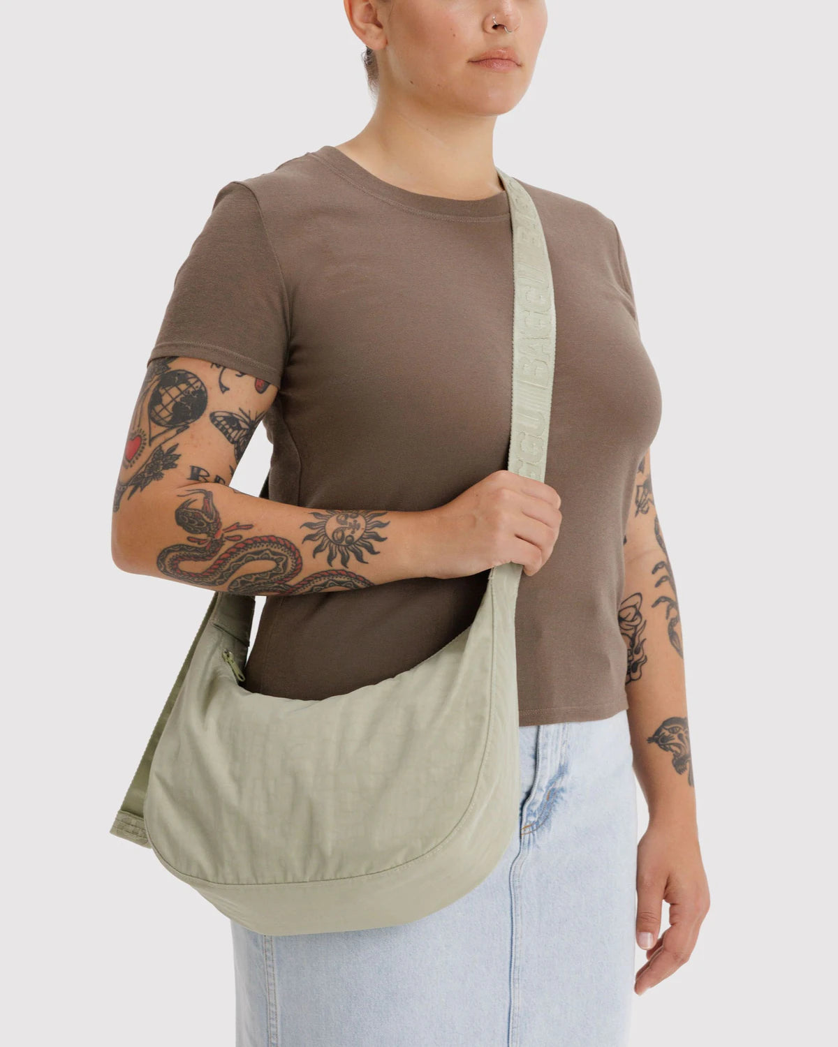 MEDIUM NYLON CRESCENT BAG | CELADON