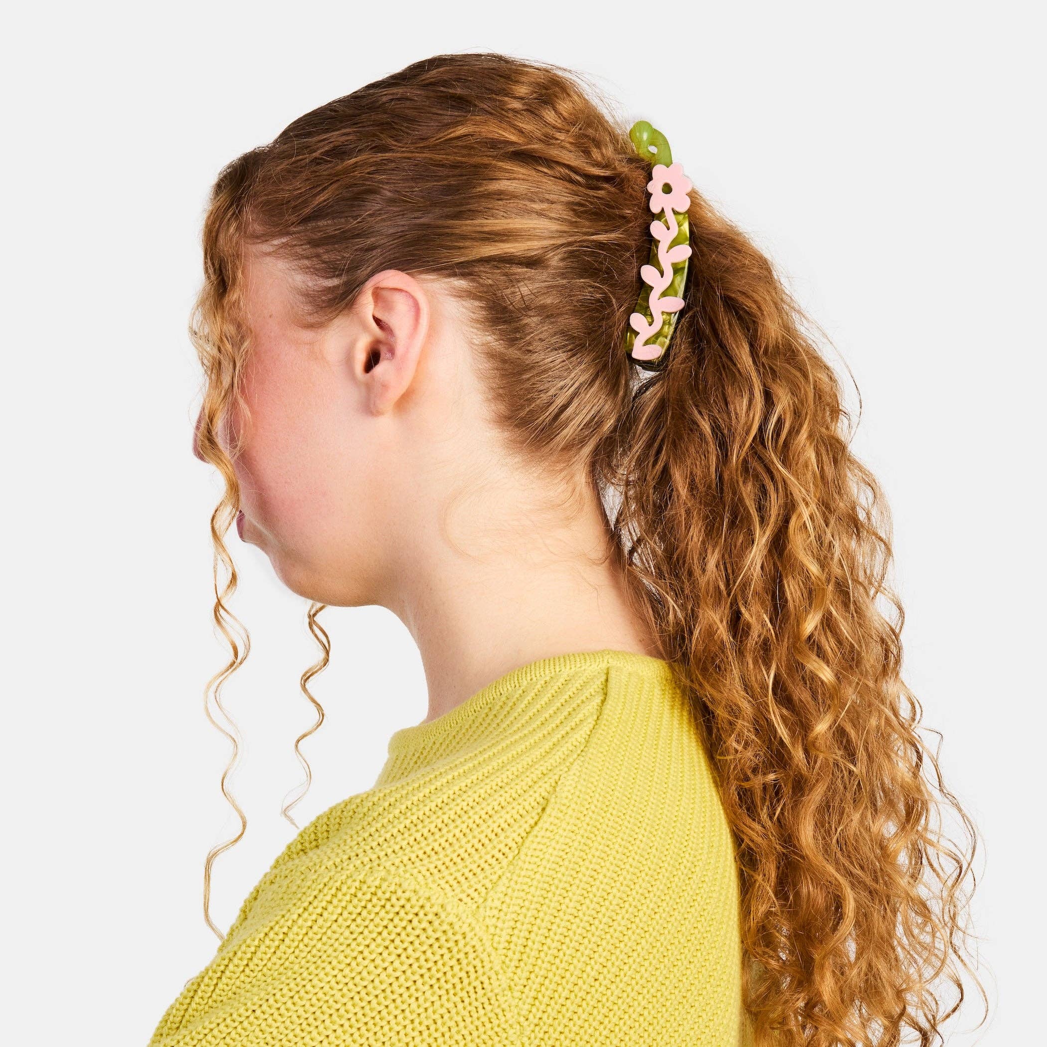 Banana Clip in Sweet Pea