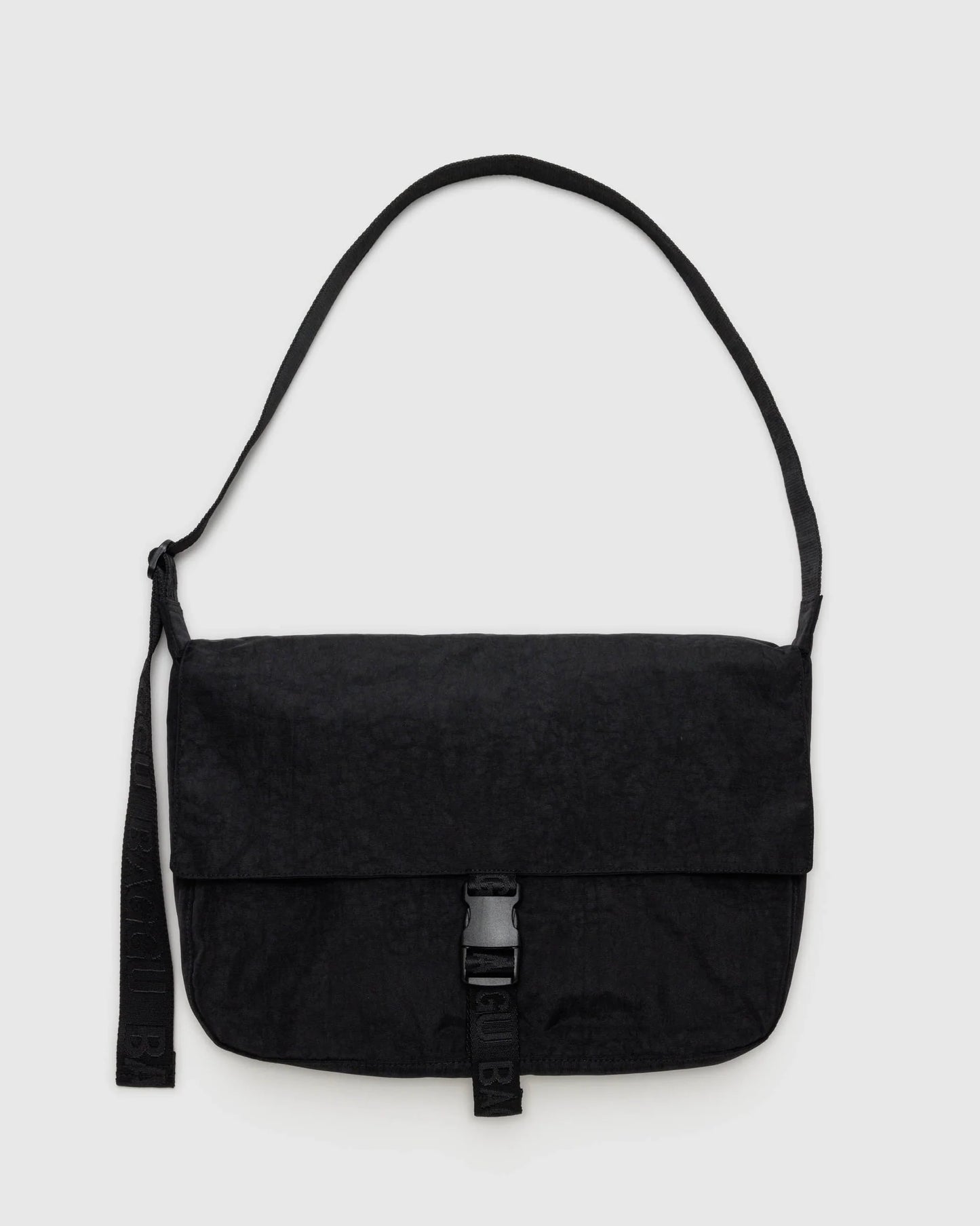 NYLON MESSENGER BAG | BLACK