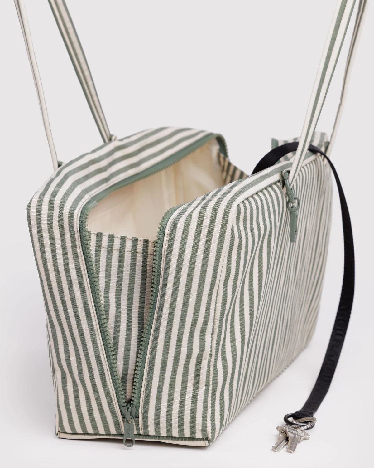 BAGGU MEDIUM NYLON BOWLER BAG | SAGE STRIPE