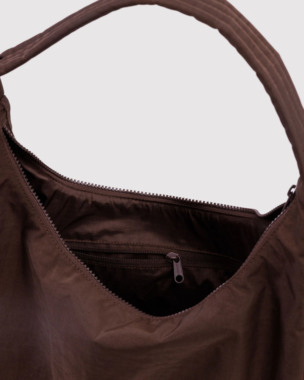 NYLON SHOULDER BAG | COFFEE