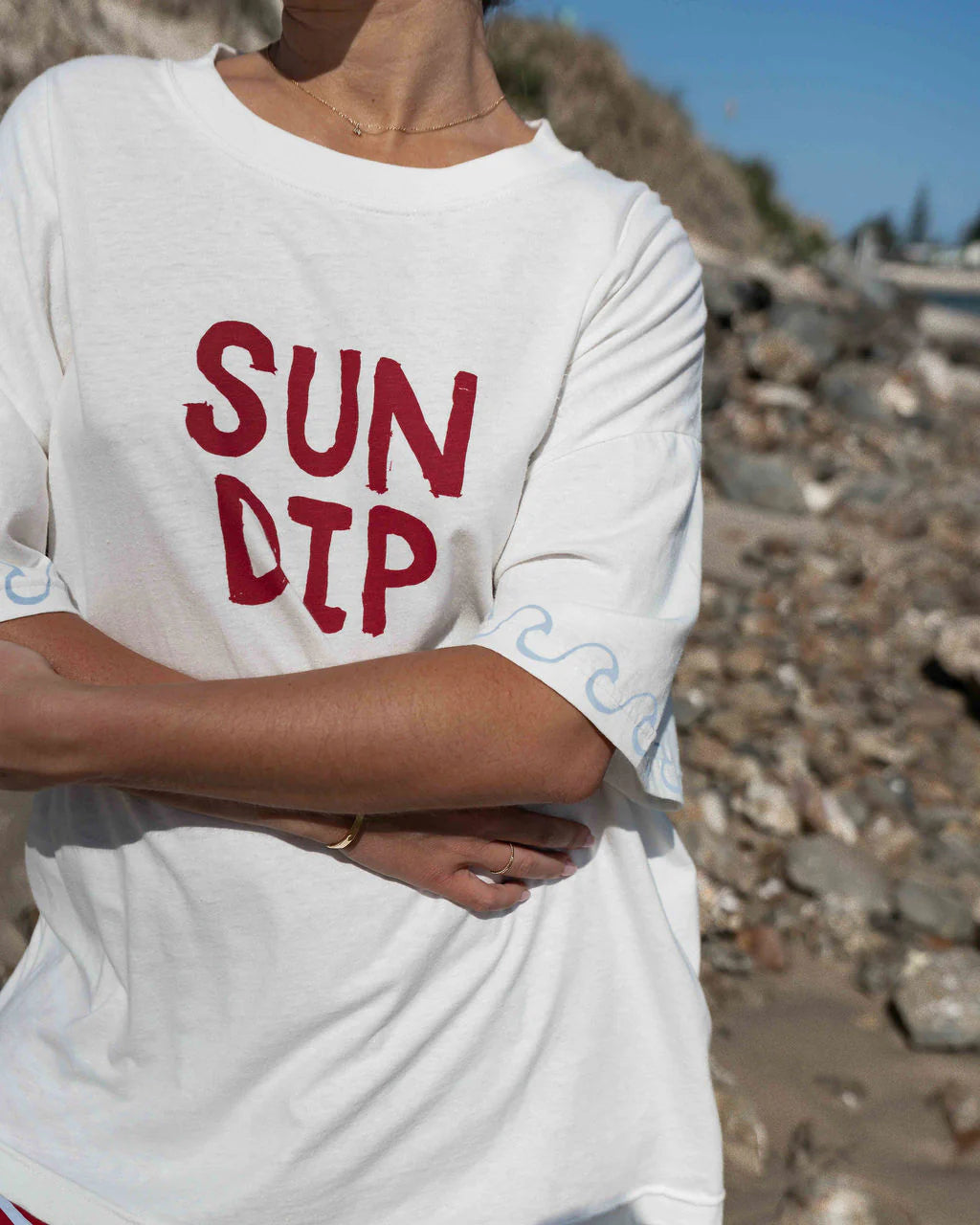 SUN DIP TEE | WHITE