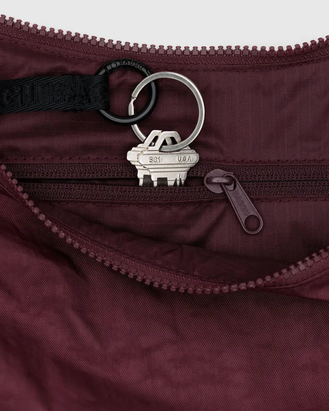 MEDIUM NYLON CRESCENT BAG | MAHOGANY