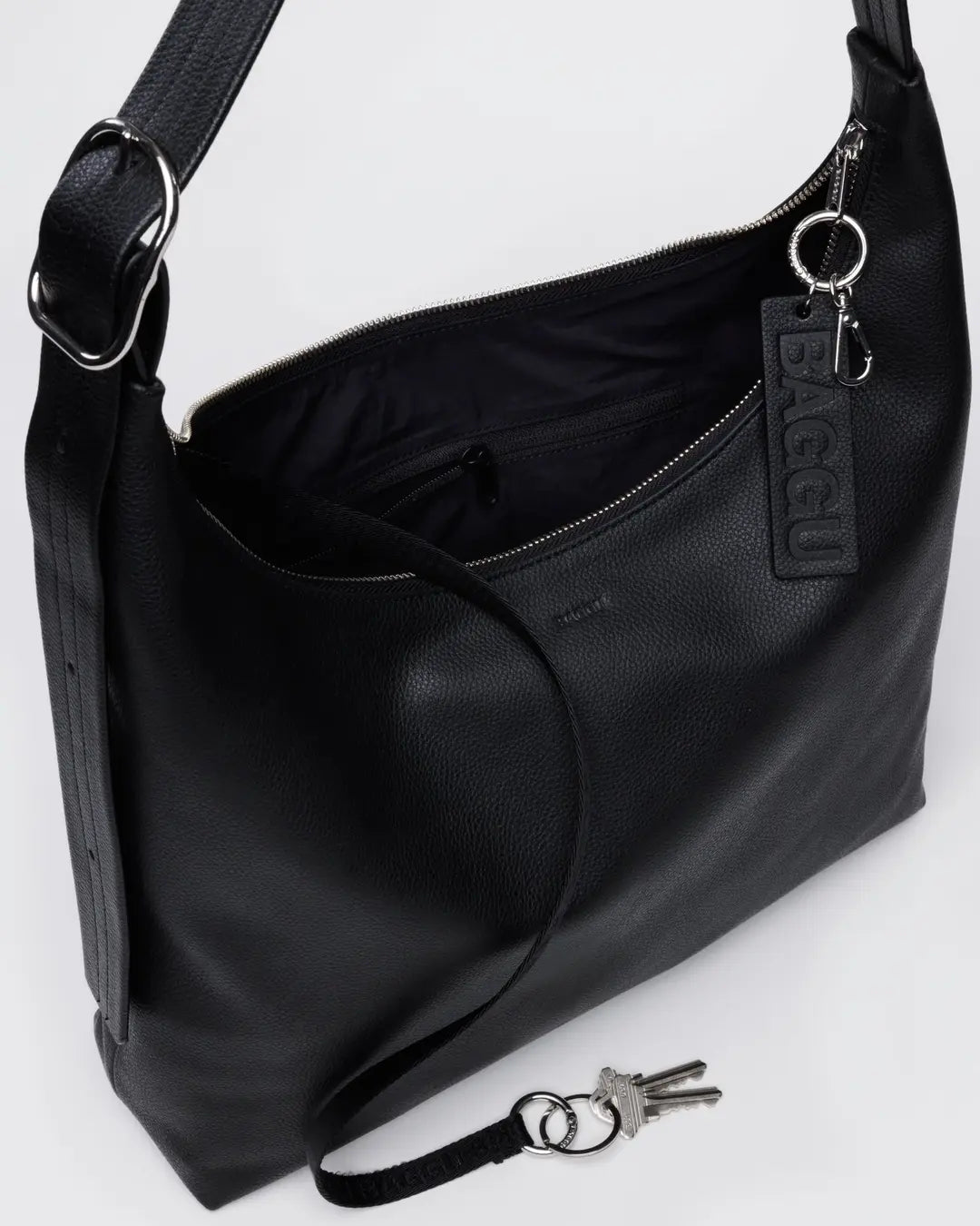 RECYCLED LEATHER SHOULDER BAG | BLACK