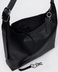 RECYCLED LEATHER SHOULDER BAG | BLACK