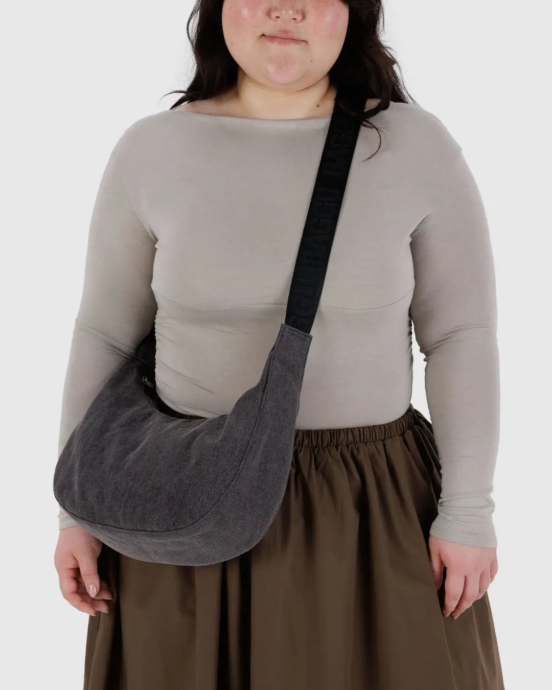 MEDIUM DENIM CRESCENT BAG | WASHED BLACK DENIM