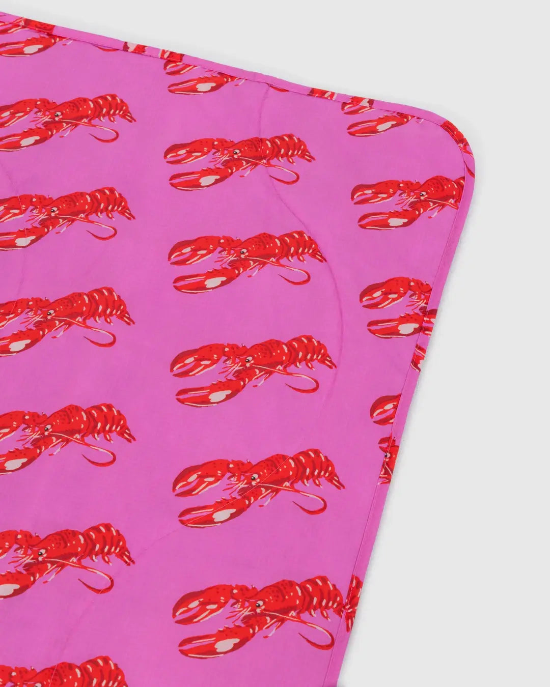 PUFFY PICNIC BLANKET |  PINK LOBSTER