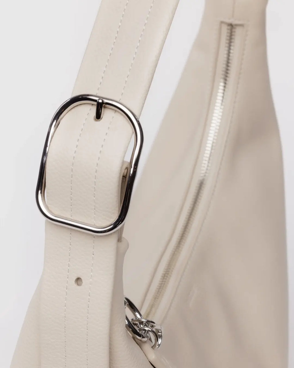 RECYCLED LEATHER SHOULDER BAG | STONE