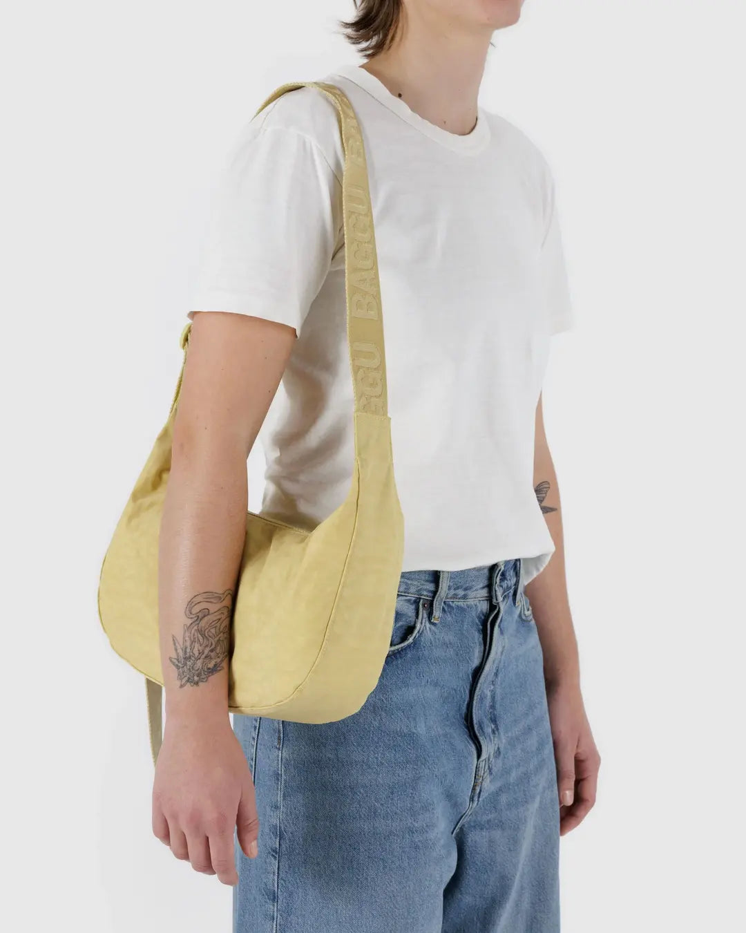 MEDIUM NYLON CRESCENT BAG | BUTTER