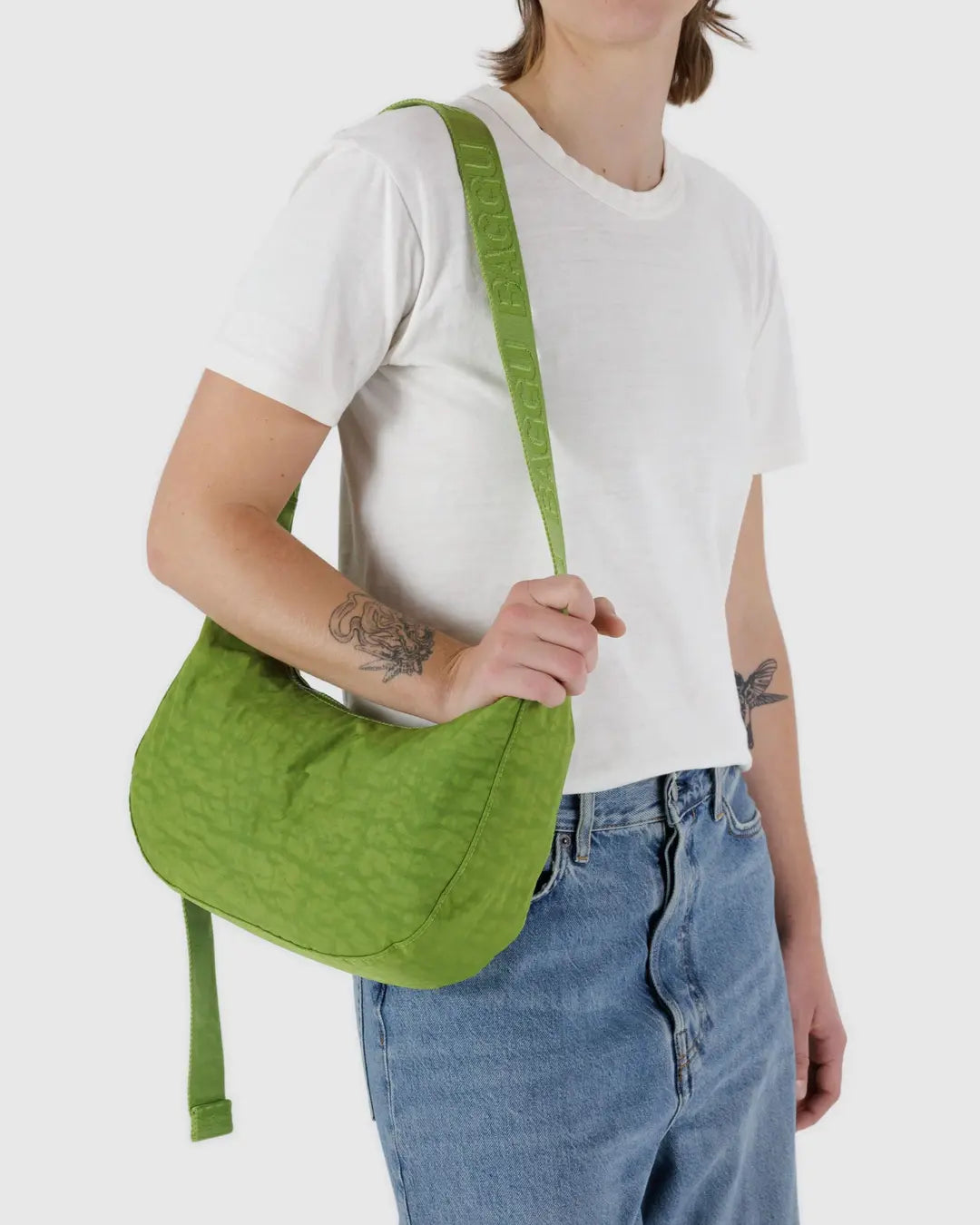 MEDIUM NYLON CRESCENT BAG | GREEN JUICE