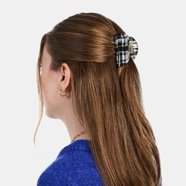 JUNO CLAW | BLACK + WHITE PLAID