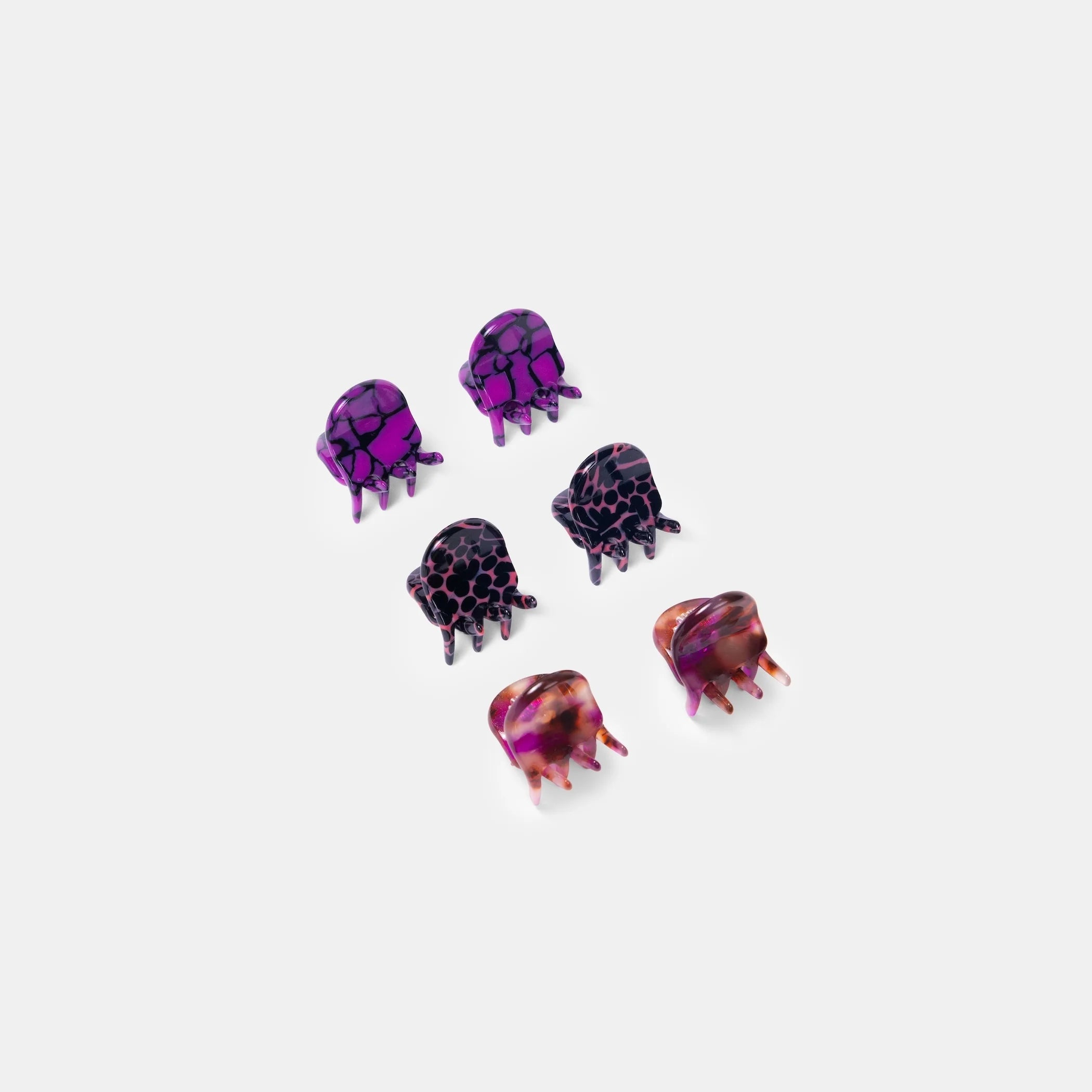 Chunks Micro Claws in Nebula