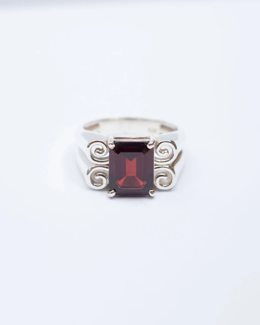 Jester Bloom Garnet Potion Ring