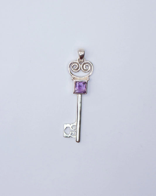 Jester Bloom Amethyst Lovers Key Pendant