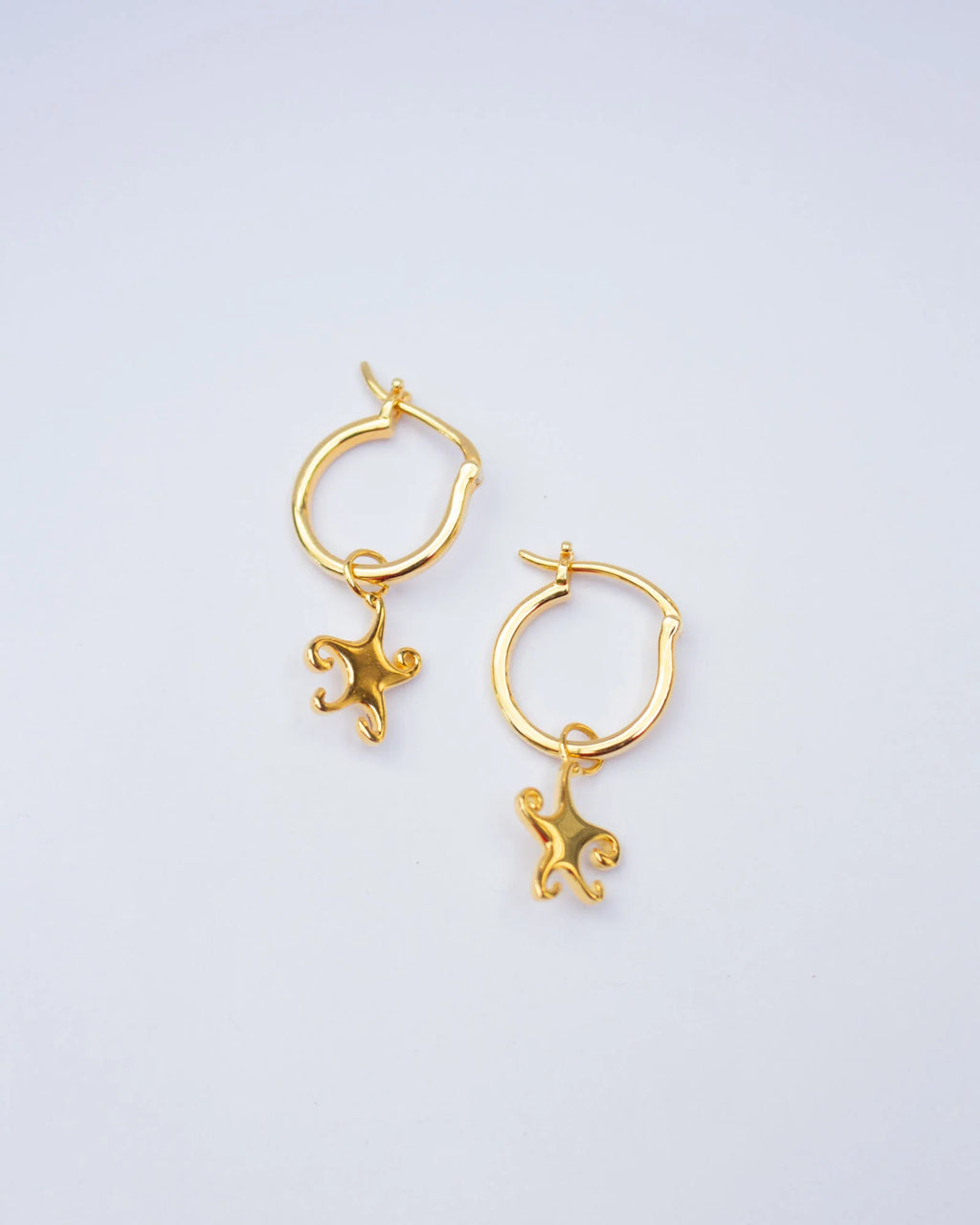 Jester Bloom Whimsical Star Hoops Gold