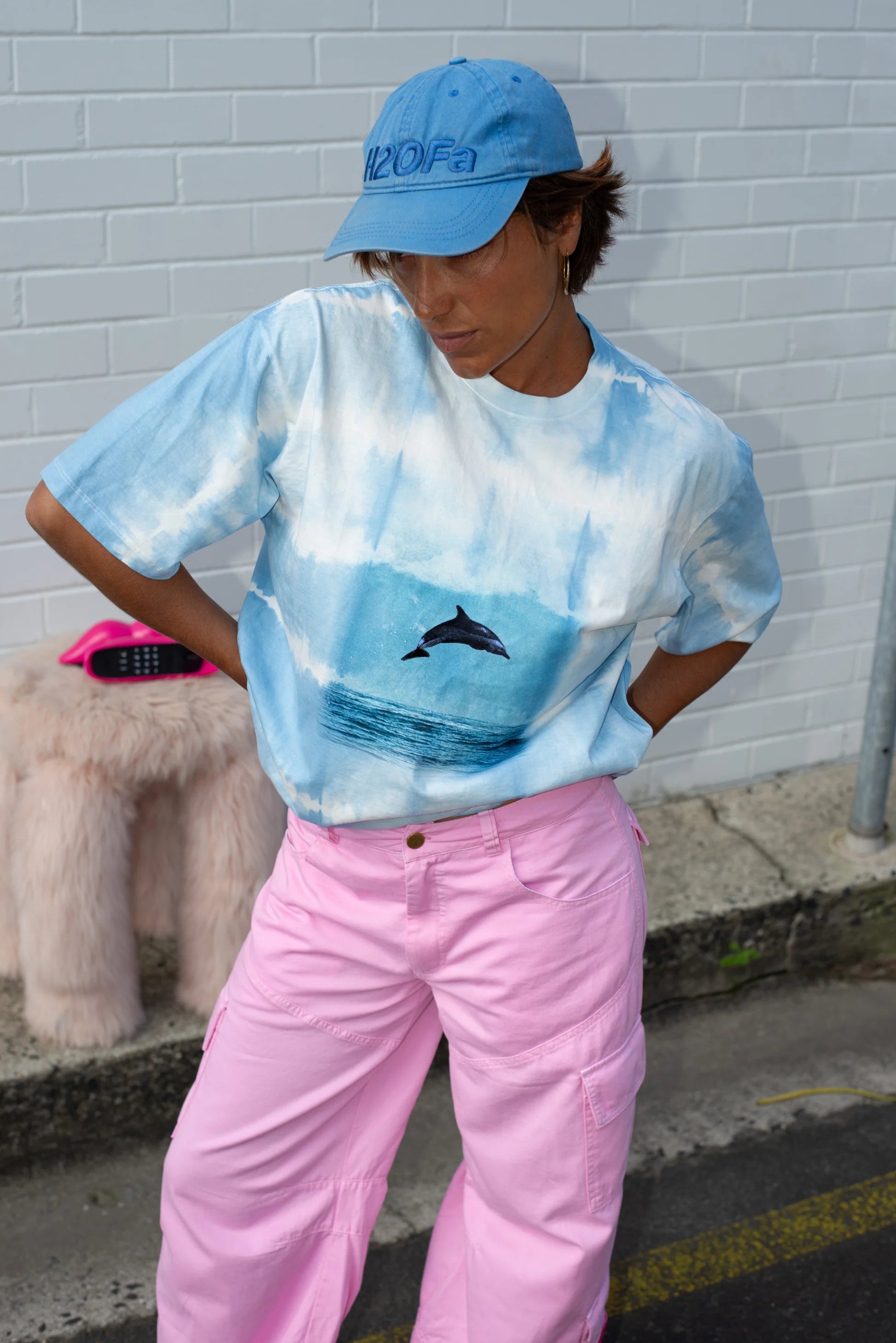 RETRO DOLPHIN TEE | BLUE