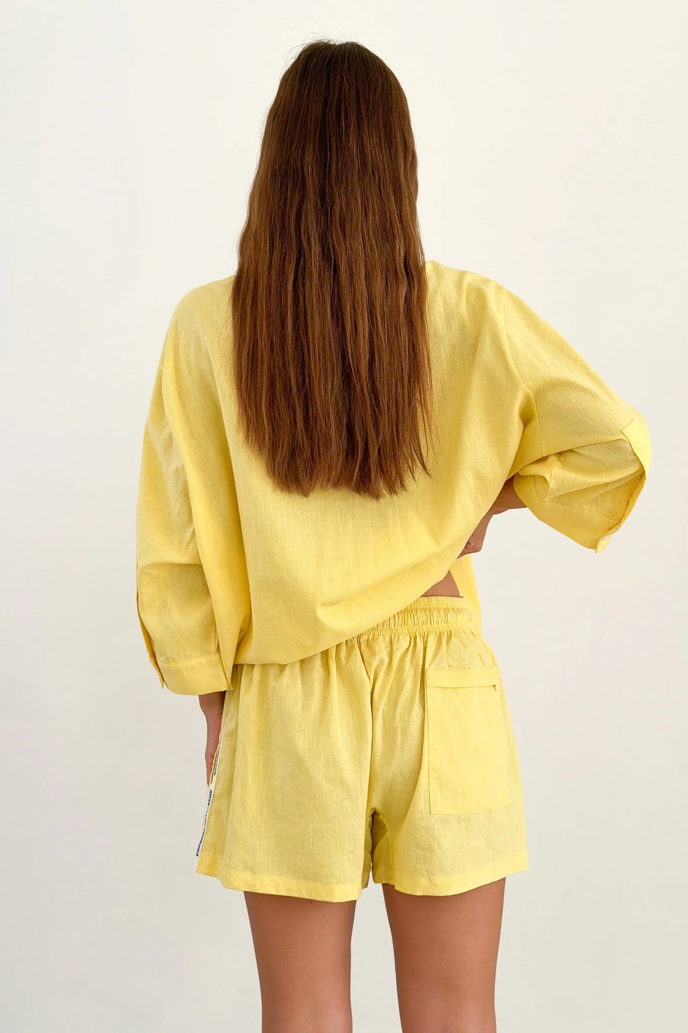 TAKE IT EASY SHORT | YELLOW