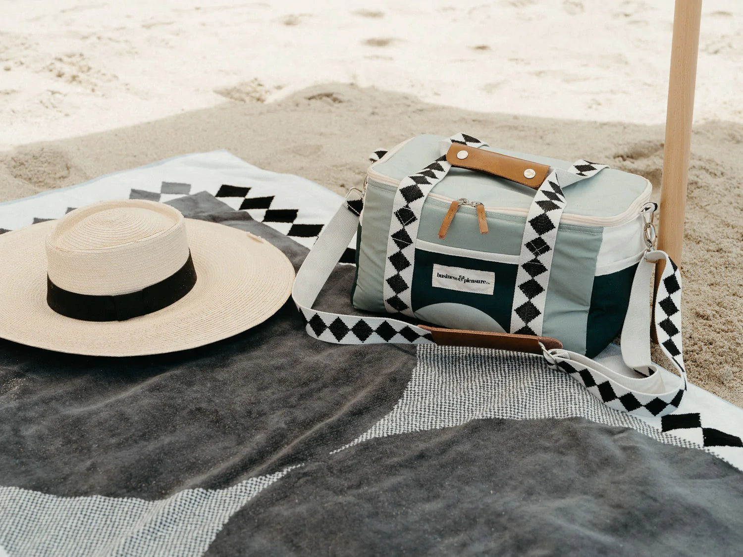 BEACH TOWEL | DIAMOND GREEN