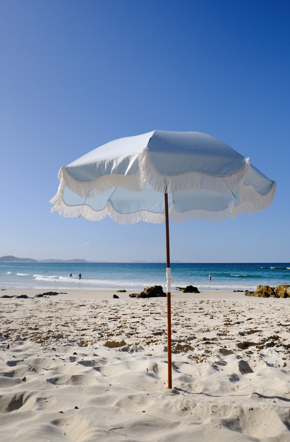 THE HOLIDAY BEACH UMBRELLA | SANTORINI BLUE