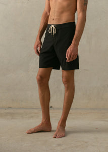 BAY BOARDSHORT | BLACK